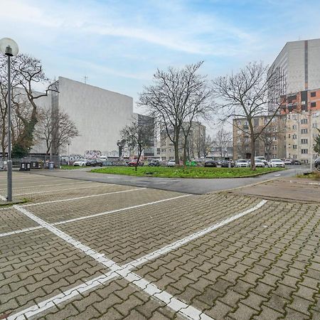 Natural-Style Apartment In The Centre Of Pozsony Kültér fotó