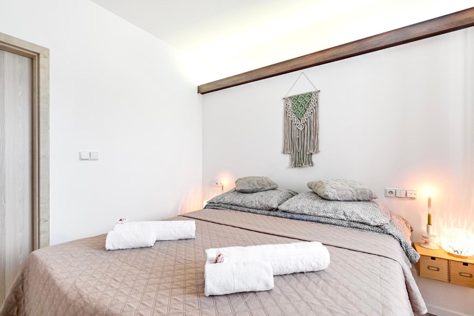 Natural-Style Apartment In The Centre Of Pozsony Kültér fotó