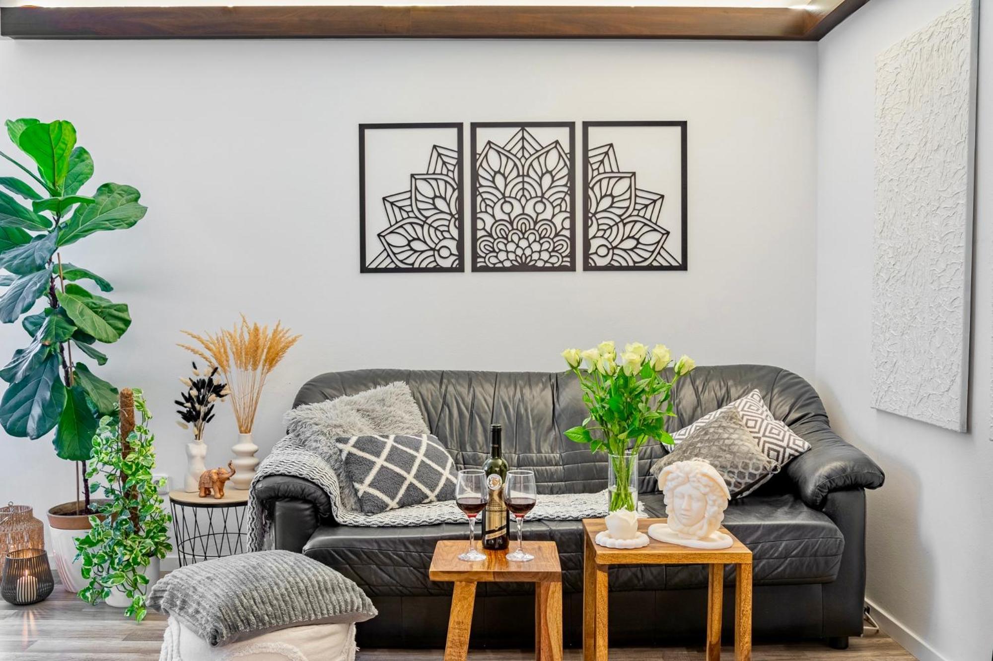 Natural-Style Apartment In The Centre Of Pozsony Kültér fotó